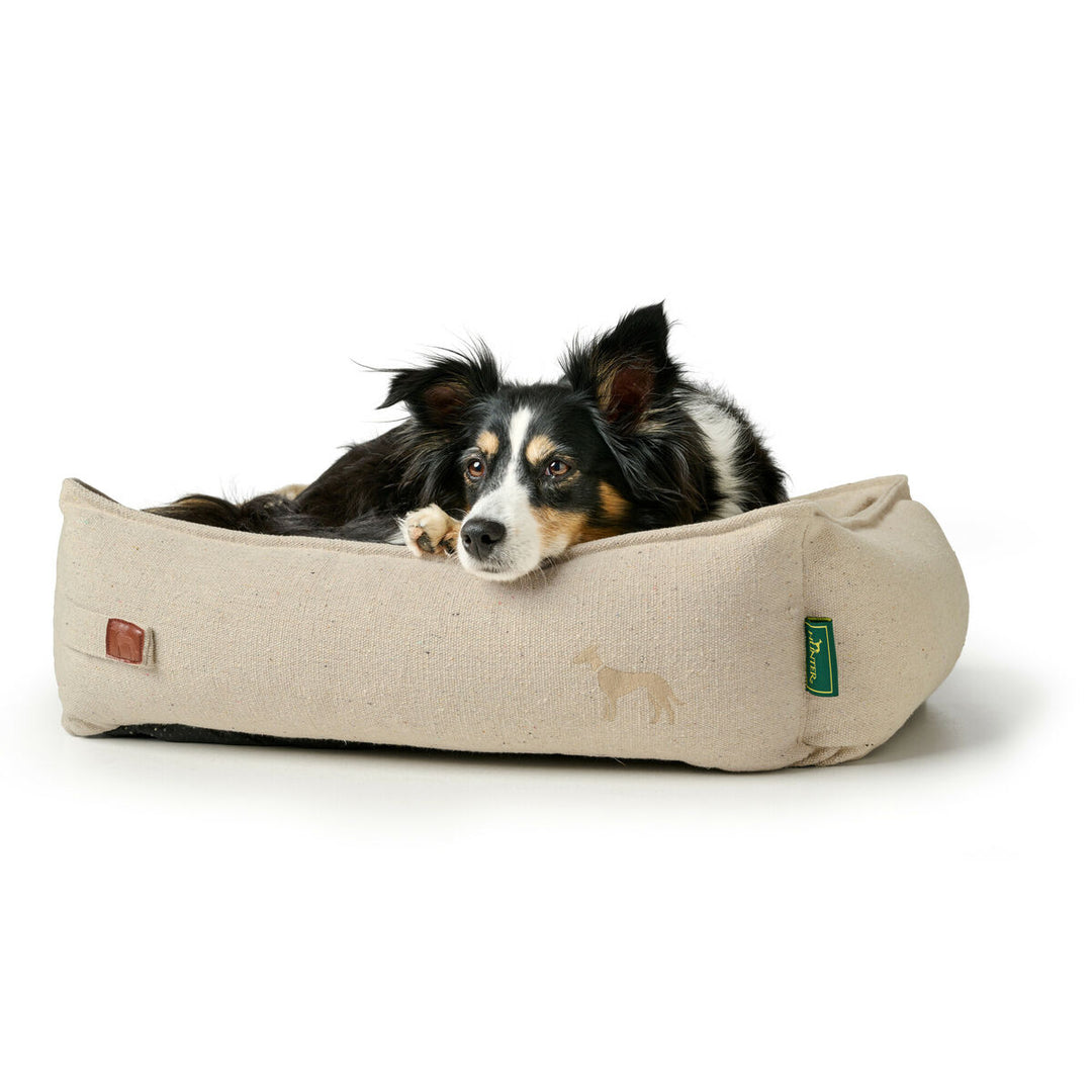 V4HE0434A4AA845A8C2F197D791DAD4E98CR5574648P5